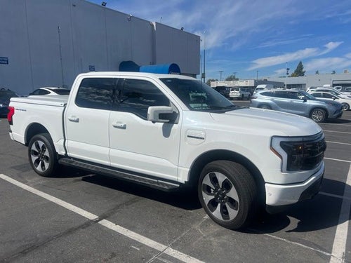2023 Ford F-150 Lightning Platinum Crew Cab 4WD