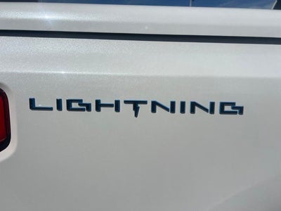 2023 Ford F-150 Lightning Platinum Crew Cab 4WD