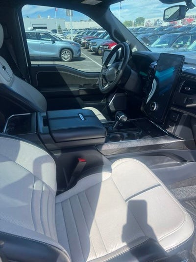 2023 Ford F-150 Lightning Platinum Crew Cab 4WD