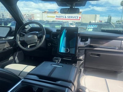 2023 Ford F-150 Lightning Platinum Crew Cab 4WD