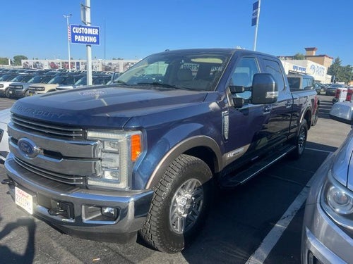 2018 Ford F-250SD Lariat Crew Cab RWD 6.7L Diesel & Ultimate Package