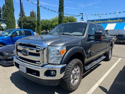 2015 Ford F-250SD Lariat Crew Cab 4WD w/Ultimate Package