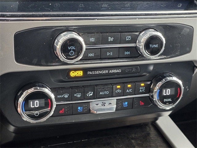 2022 Ford F-250SD Lariat Crew Cab 4WD