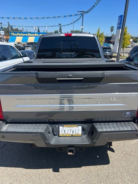 2022 Ford F-250SD Platinum Crew Cab 4WD w/Moonroofs