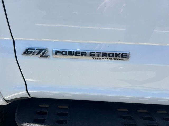 2022 Ford F-250SD Lariat Crew Cab 4WD w/Tremor & Sport Appearance Package