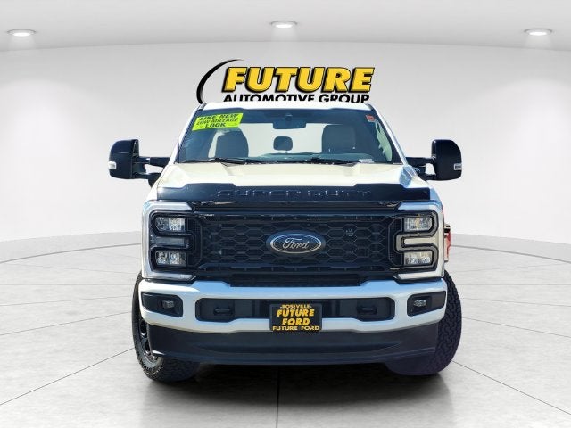 2025 Ford F-350SD Lariat