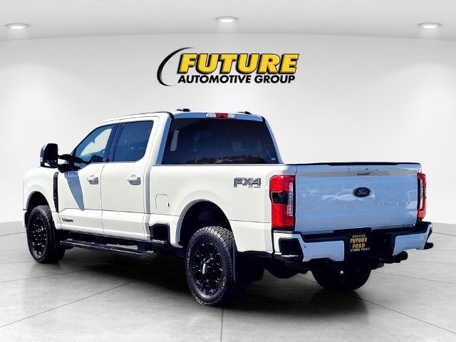 2025 Ford F-350SD Lariat