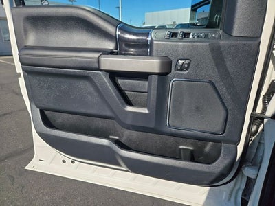 2022 Ford F-350SD Platinum Crew Cab 4WD w/Tremor Off Road Package