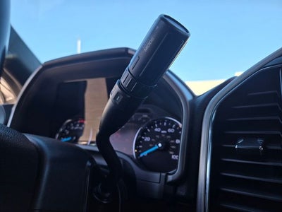 2022 Ford F-350SD Platinum Crew Cab 4WD w/Tremor Off Road Package
