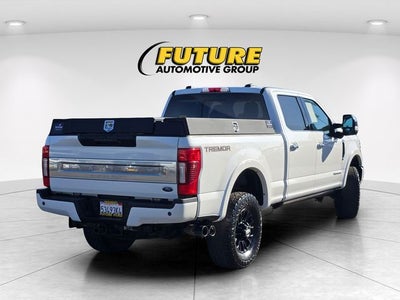 2022 Ford F-350SD Platinum Crew Cab 4WD w/Tremor Off Road Package