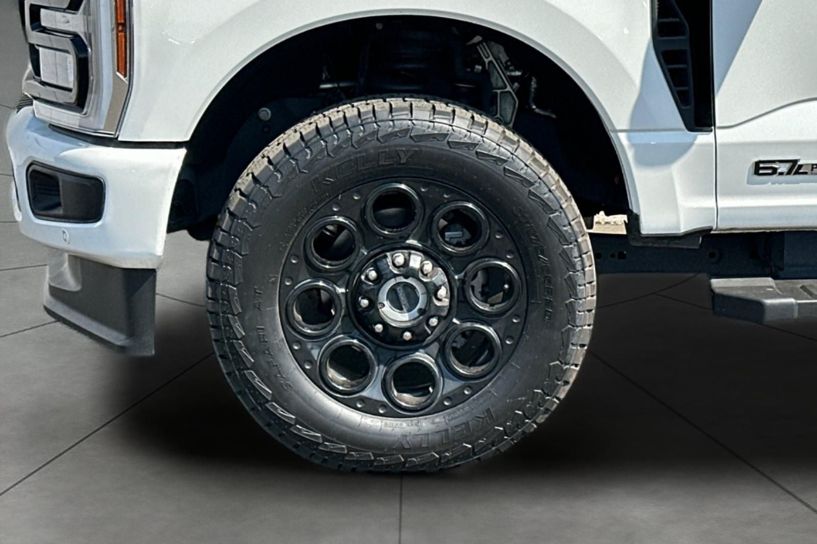2025 Ford F-350SD Lariat