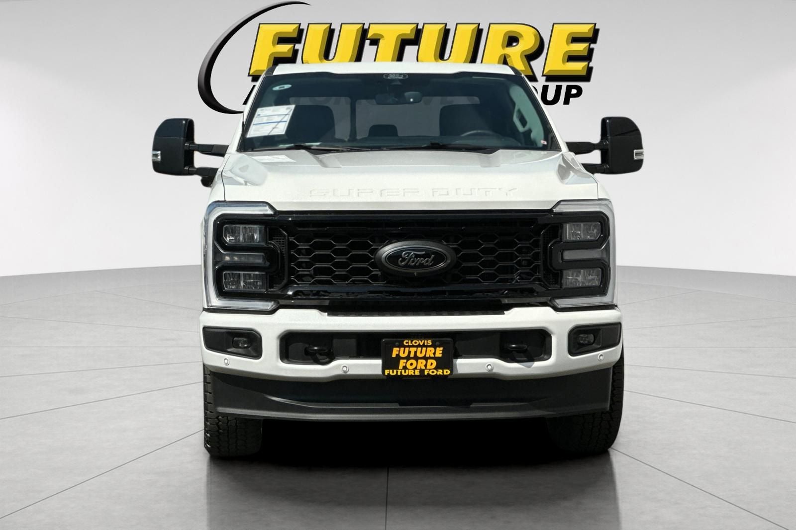 2025 Ford F-350SD Lariat
