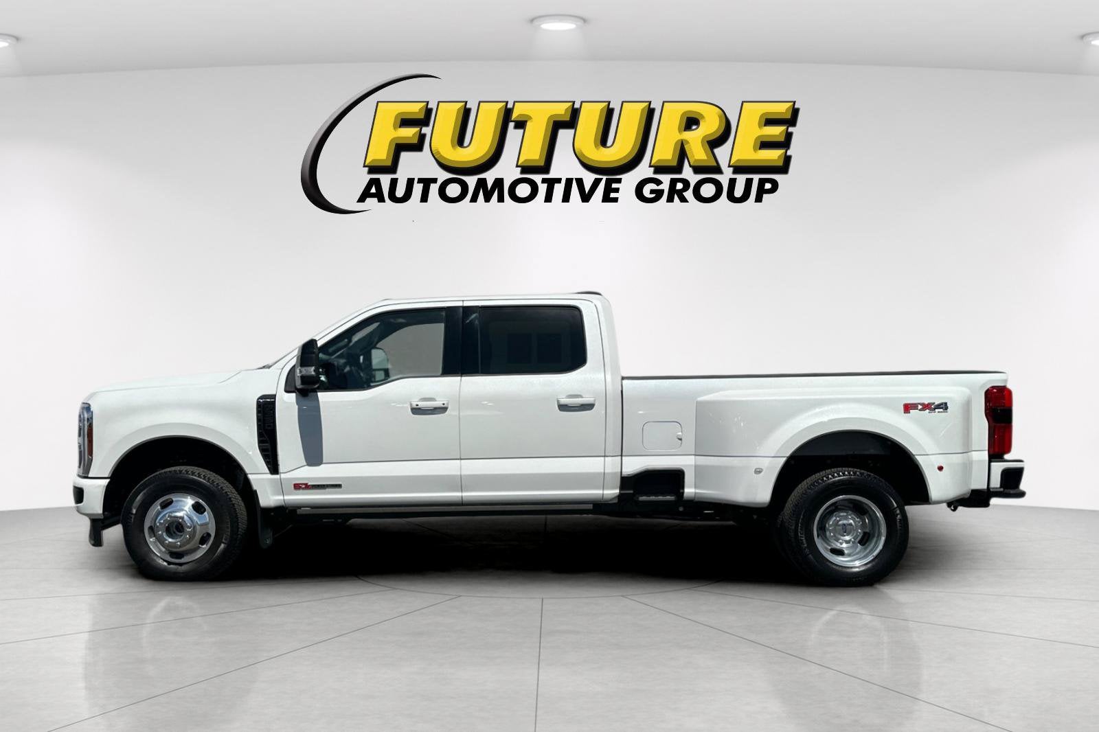 2026 Ford F-350SD Platinum DRW