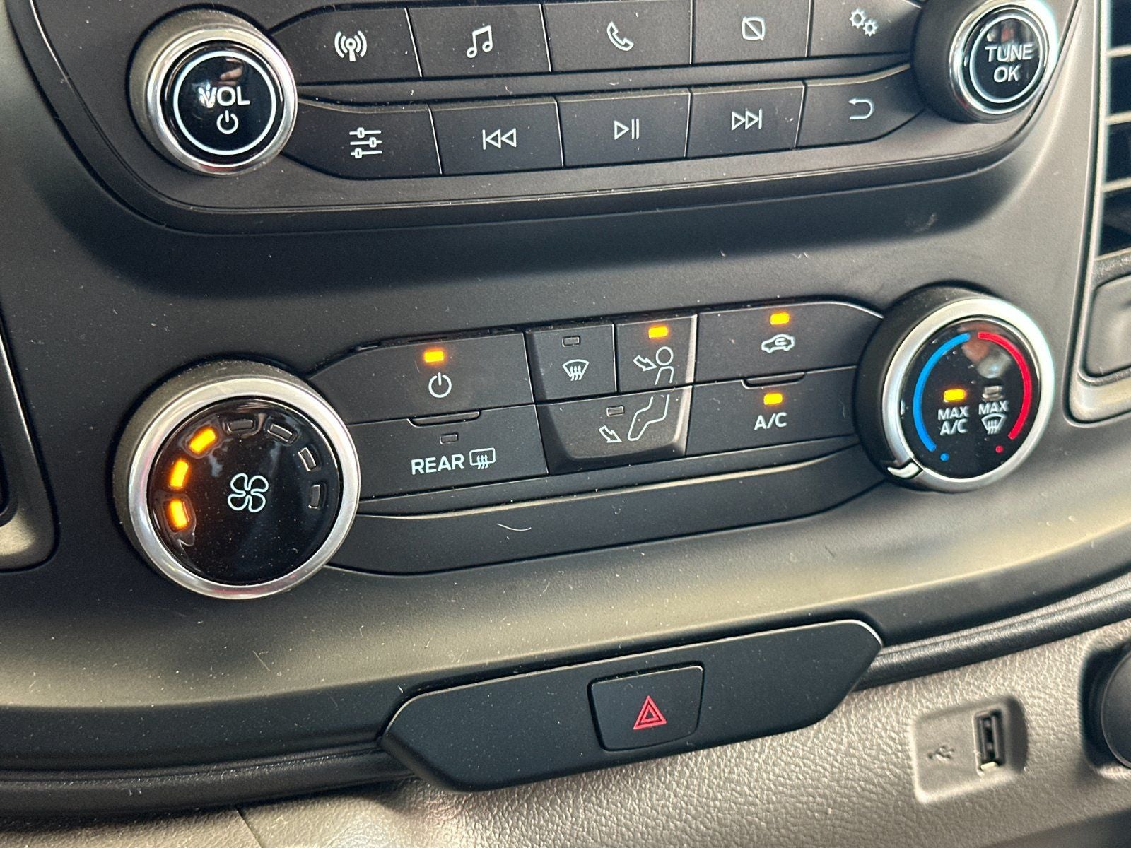 2025 Ford Transit-250 Base