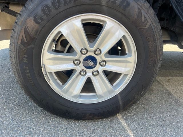 2017 Ford F-150 XL Super Crew RWD 5.0L V8