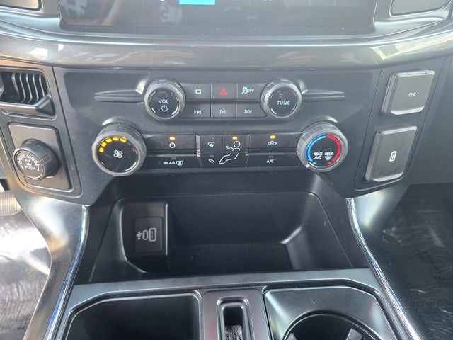 2025 Ford F-150 STX Super Crew RWD 5.0L w/Black Appearance Package