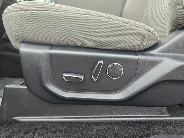 2018 Ford F-150 XLT Super Cab 4WD w/302A Only 35K Miles