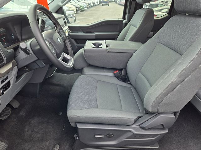 2025 Ford F-150 XLT Super Cab 4WD w/FX4 Off-Road Package
