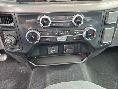 2025 Ford F-150 XLT Super Cab 4WD w/FX4 Off-Road Package