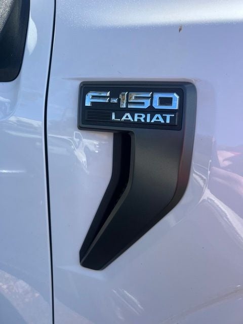 2021 Ford F-150 Lariat Super Crew 4WD Lifted 5.0L w/Upgraded Wheels & Lea