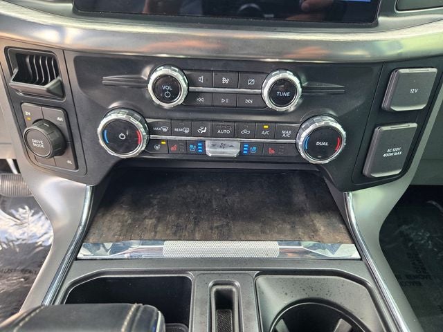 2022 Ford F-150 Lariat Super Crew 4WD 5.0L w/502A