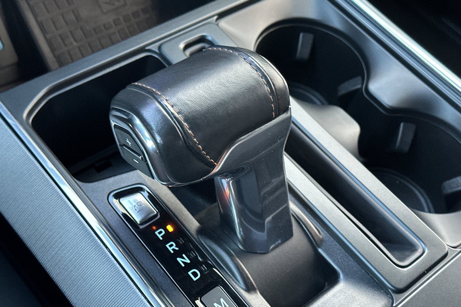 2022 Ford F-150 Platinum 4WD