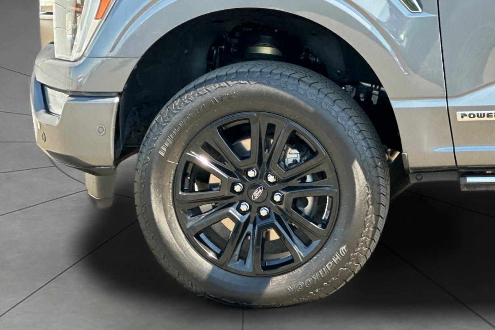 2022 Ford F-150 Platinum 4WD