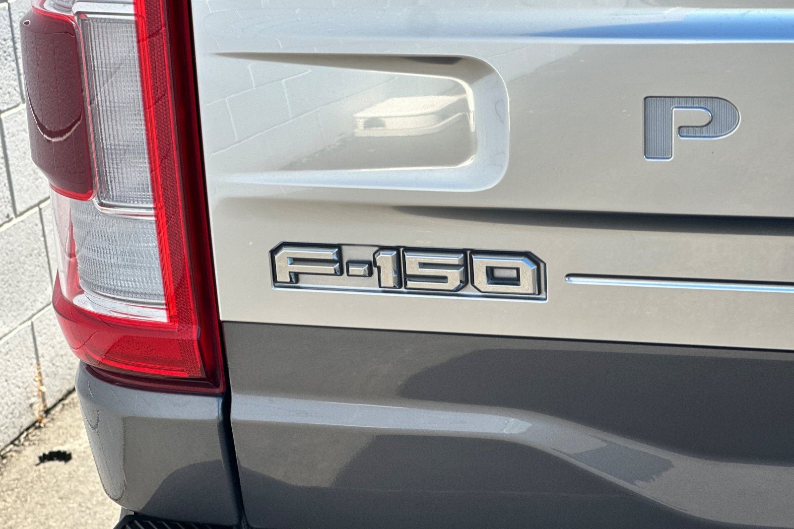 2022 Ford F-150 Platinum 4WD