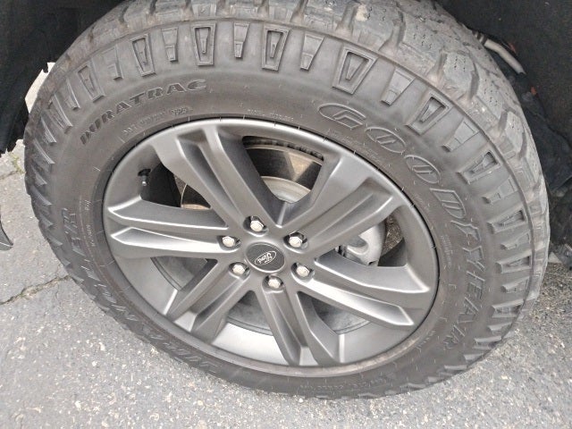 2023 Ford F-150 Lariat Super Crew 4WD w/Moonroof/FX4/20"s