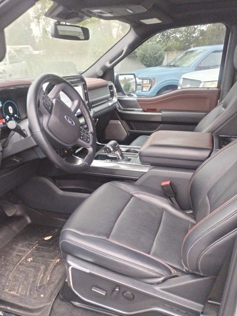 2023 Ford F-150 Lariat Super Crew 4WD w/Moonroof/FX4/20"s