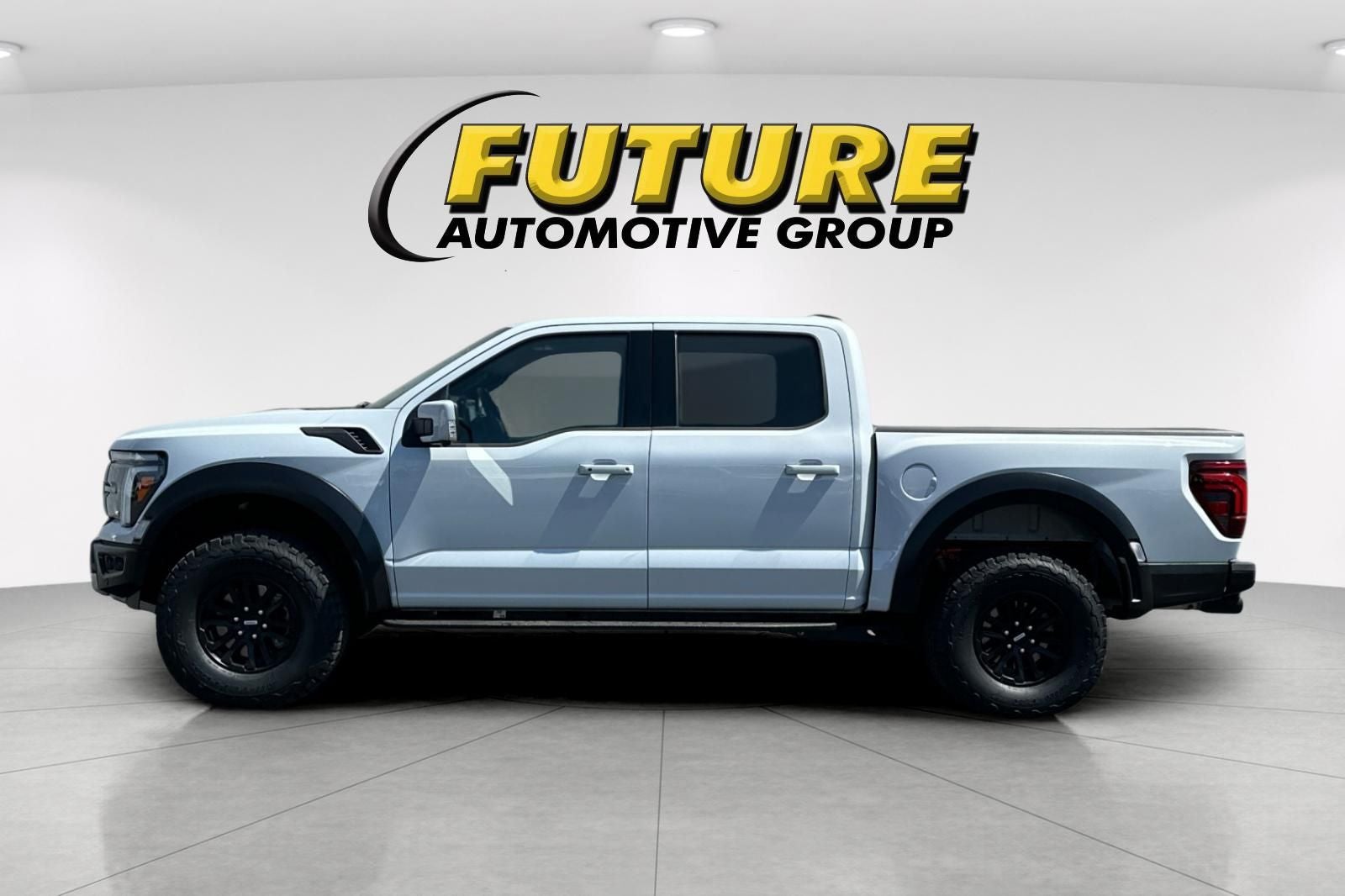 2025 Ford F-150 Raptor SPACE WHITE