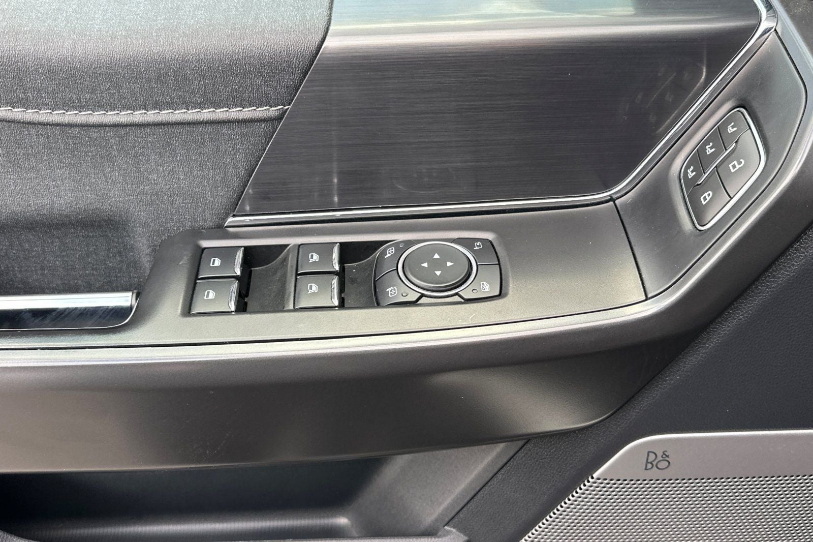 2024 Ford F-150 Lariat 4WD