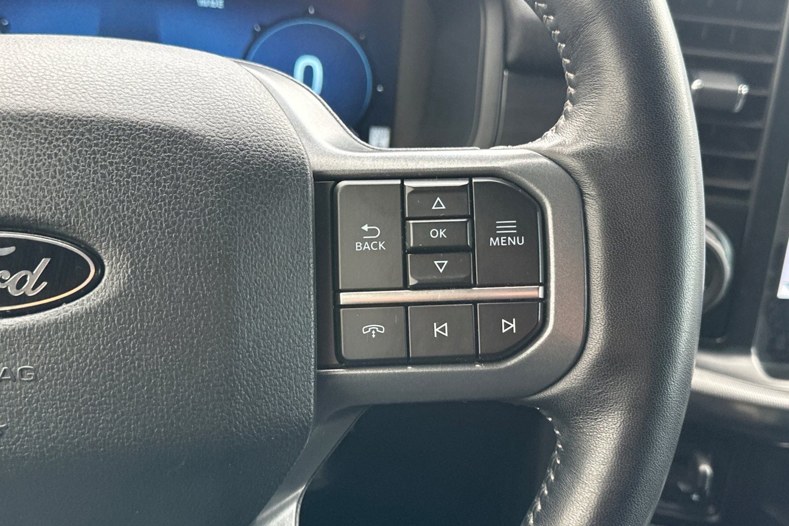 2024 Ford F-150 Lariat 4WD
