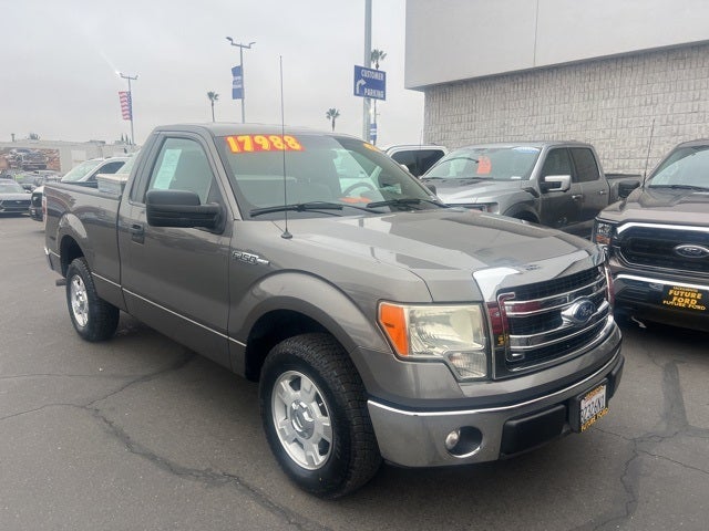 2013 Ford F-150 XLT Standard Cab RWD