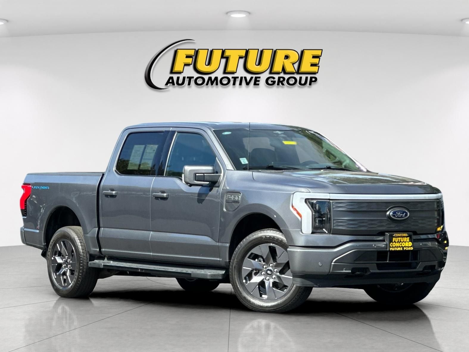 2023 Ford F-150 Lightning Lariat