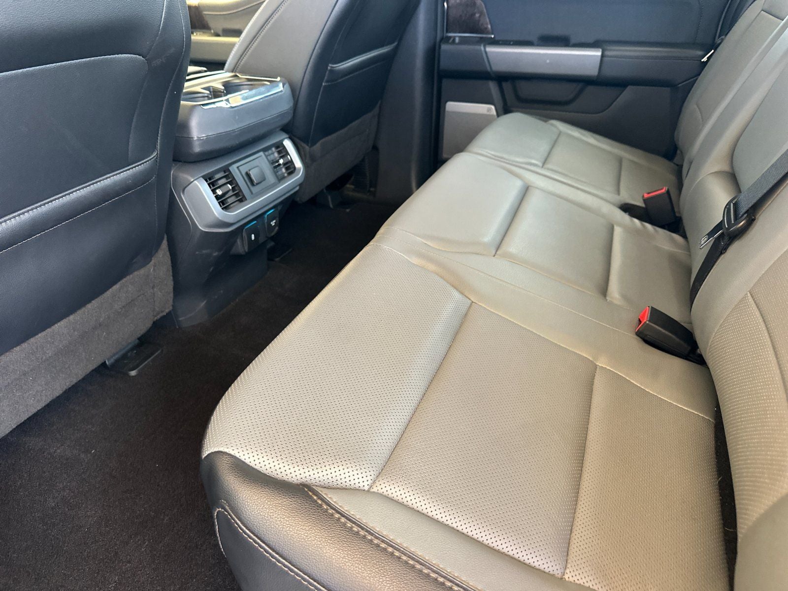 2023 Ford F-150 Lightning Lariat