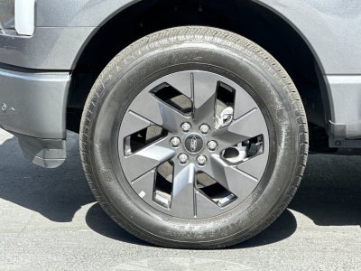 2023 Ford F-150 Lightning Lariat
