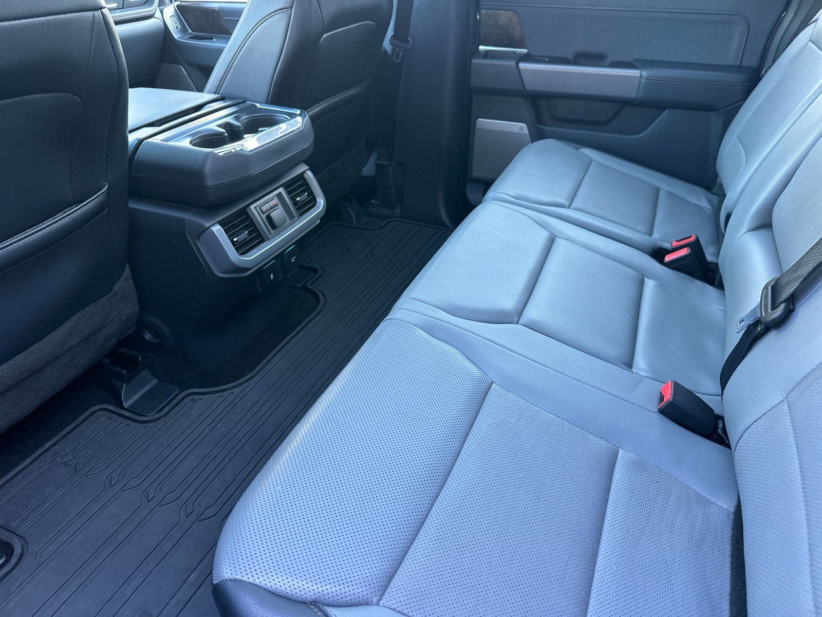2023 Ford F-150 Lightning Lariat