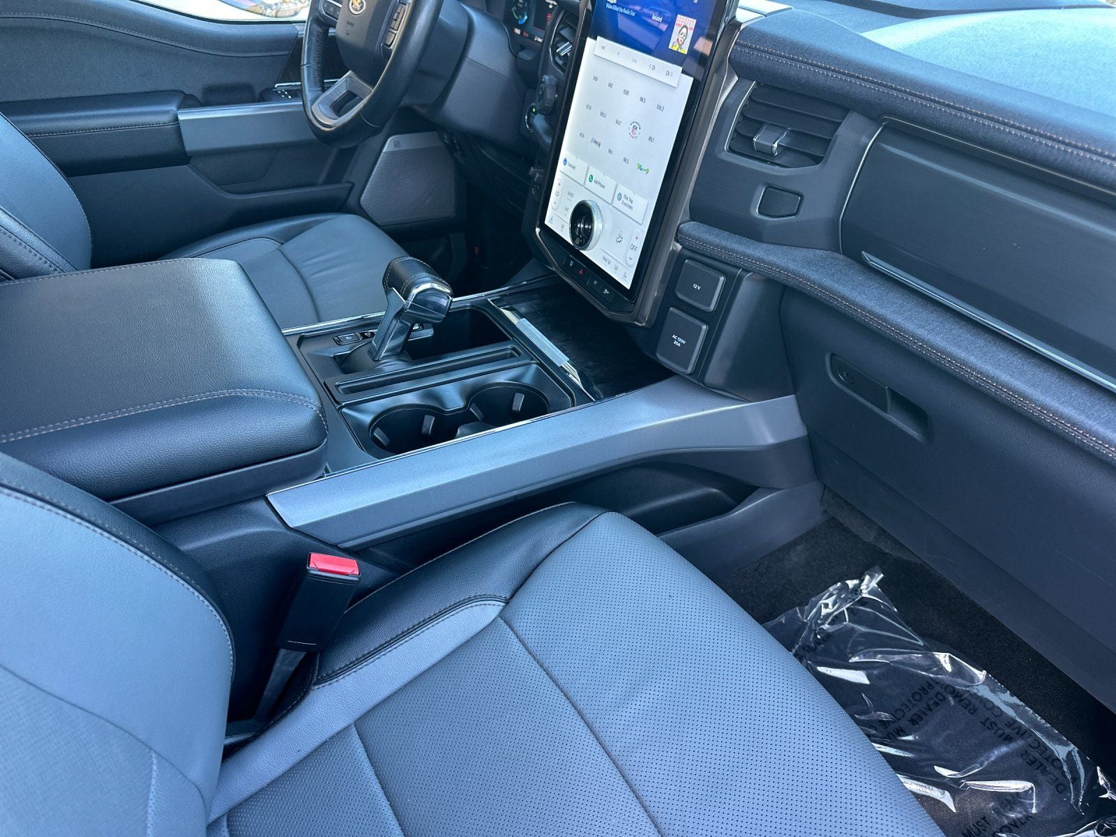 2023 Ford F-150 Lightning Lariat