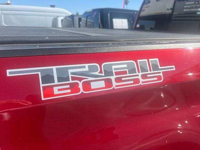 2021 Chevrolet Silverado 1500 LT Trail Boss Crew Cab 4WD Z71 Off-Road w/2" Lift
