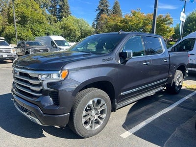2023 Chevrolet Silverado 1500 High Country Crew Cab 4WD w/Sunroof & Tech Package