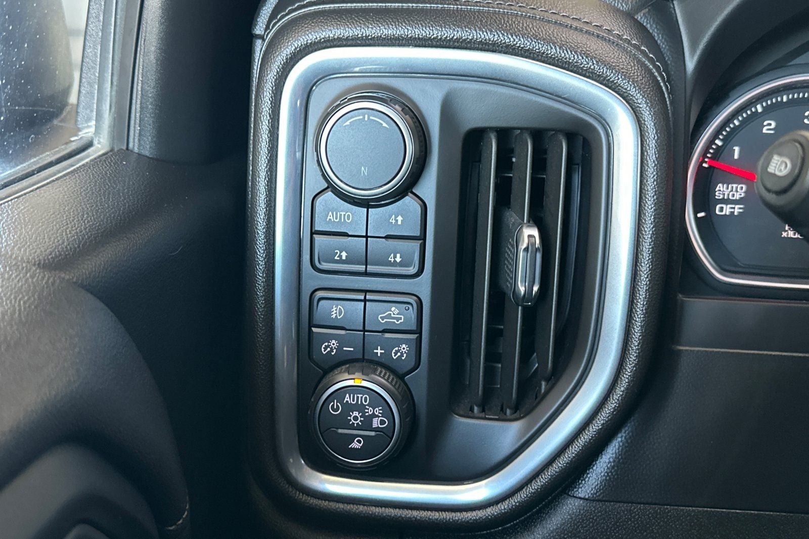 2019 Chevrolet Silverado 1500 High Country 4WD