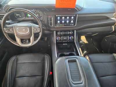 2021 GMC Yukon Denali 4WD w/Premium Package