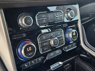2021 GMC Yukon Denali 4WD w/Premium Package