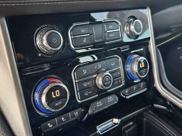 2021 GMC Yukon Denali 4WD w/Premium Package