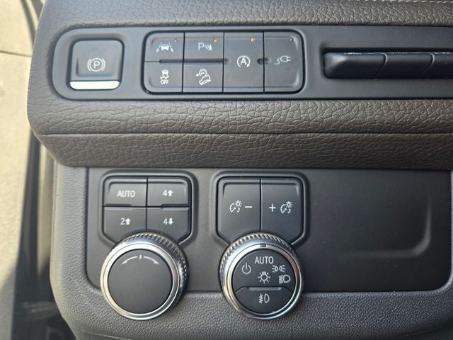 2021 GMC Yukon Denali 4WD w/Premium Package