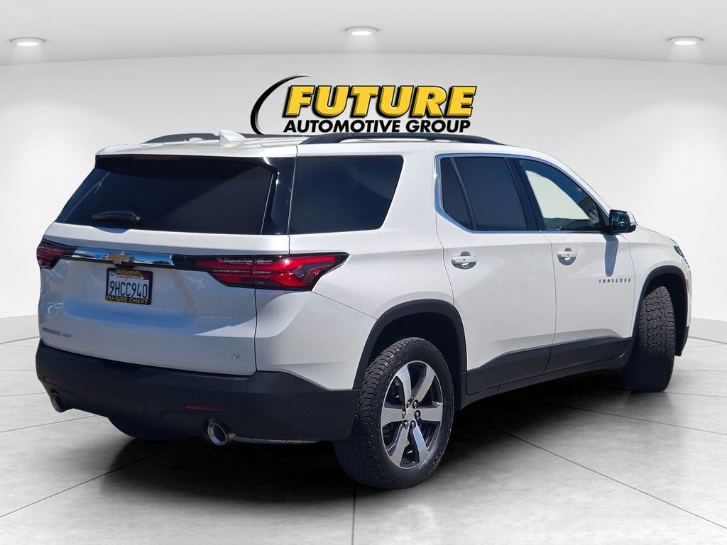 2023 Chevrolet Traverse LT Leather
