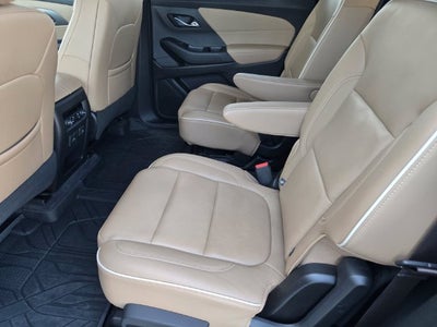 2022 Chevrolet Traverse Premier AWD W/ Navigation and Bose Audio