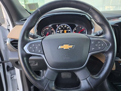 2022 Chevrolet Traverse Premier AWD W/ Navigation and Bose Audio