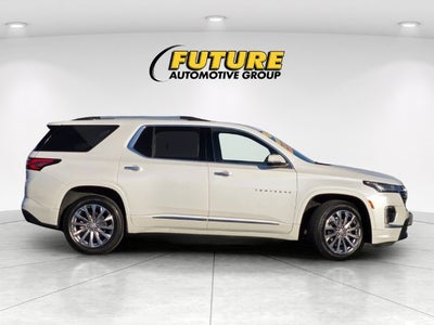 2022 Chevrolet Traverse Premier AWD W/ Navigation and Bose Audio
